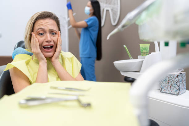 Best Emergency Tooth Extraction in Plantsville, CT