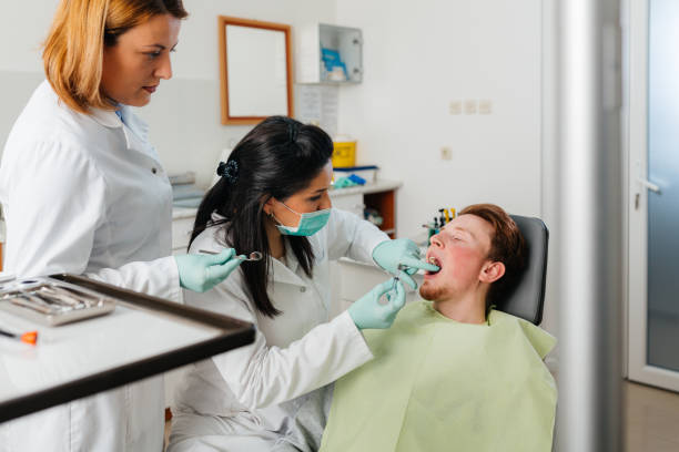 Best Emergency Gum Treatment in Plantsville, CT
